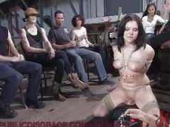 süßes bondage girl