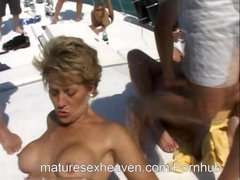 blowjob beim gruppensex